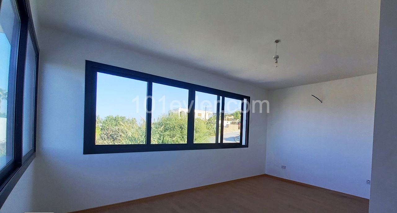 Önü kapanmaz manzaralı 4 yatak odalı özel havuzlu villa. Daha farklı seçenekler için www.satarproperty.com