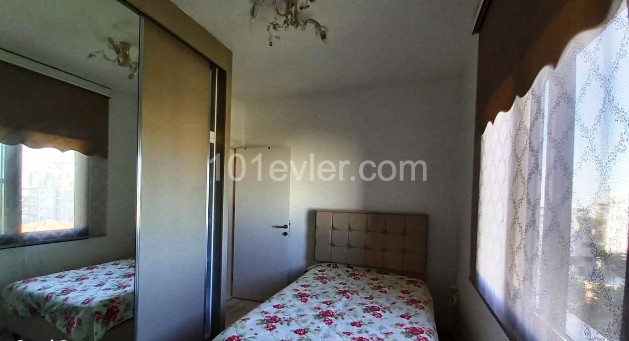 2 bedroom fully furnished flat with green city view in Kyrenia -Karmarket area ** 