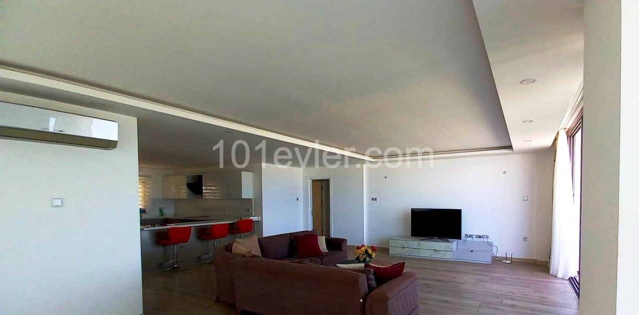 Luxury apartment with panoramic view 200 mk +120 mk balcony in a luxury residence in the center of Kyrenia. ** 