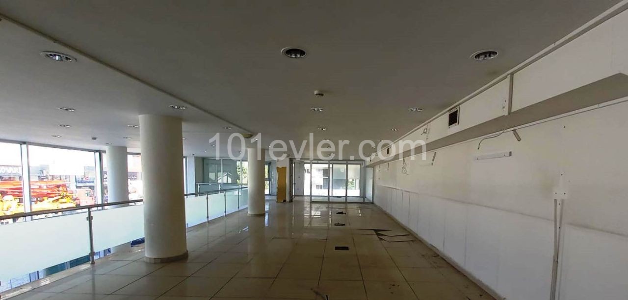 COMPLETE BUILDING SUITABLE FOR A BANK AND FINANCE OFFICE AND STORE ON THE STREET IN THE CENTER OF KYRENIA. ** 