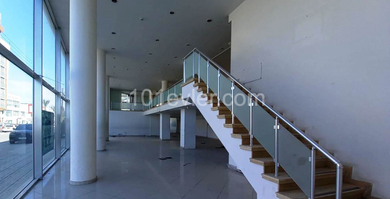 COMPLETE BUILDING SUITABLE FOR A BANK AND FINANCE OFFICE AND STORE ON THE STREET IN THE CENTER OF KYRENIA. ** 