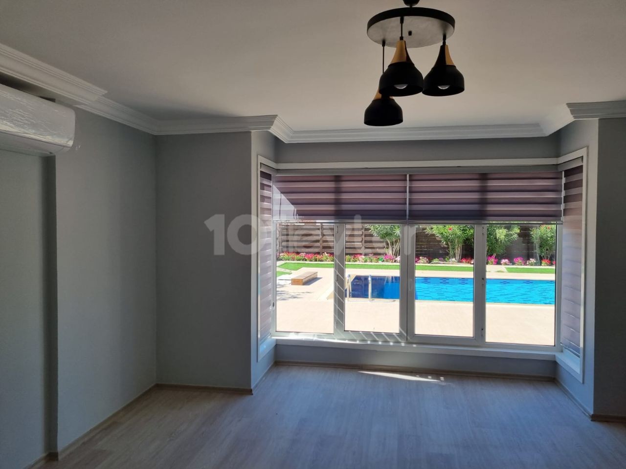 A beautiful villa with a private pool in Kyrenia-Çatalkoy without any perfect furniture. ** 