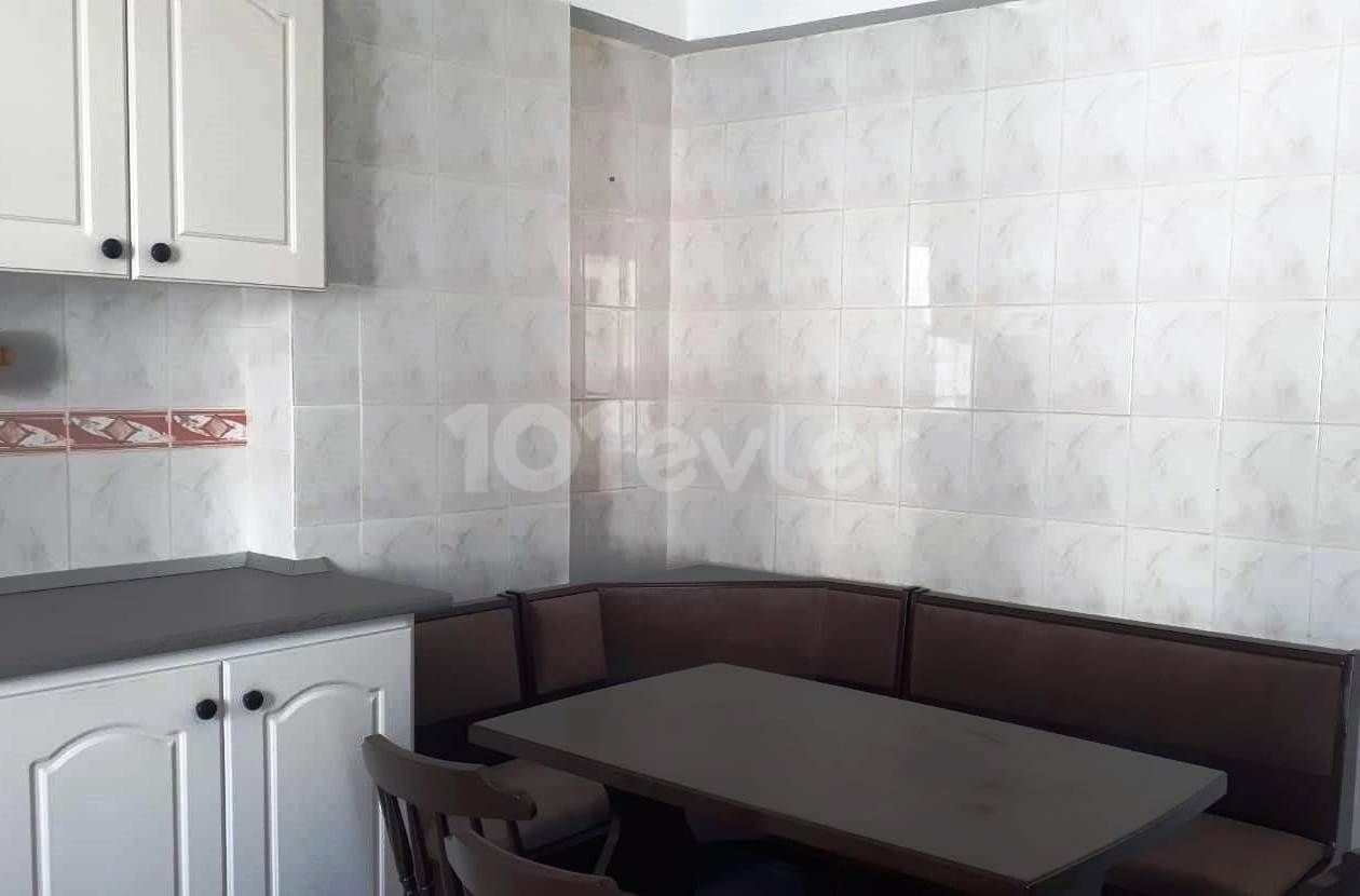 2nd hand furnished 2 + 1 in the Lavaş restaurant area in the center of Kyrenia is for rent from the date of 01 August. On the annual advance pay.e is 300 STG **  ** 