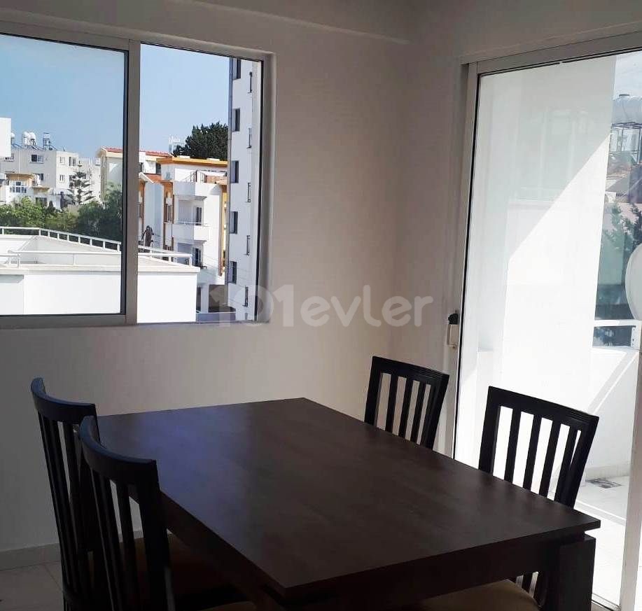 2nd hand furnished 2 + 1 in the Lavaş restaurant area in the center of Kyrenia is for rent from the date of 01 August. On the annual advance pay.e is 300 STG **  ** 