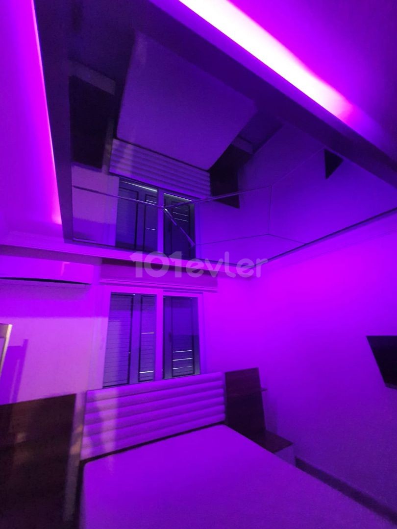 Flat For Sale in Zeytinlik, Kyrenia