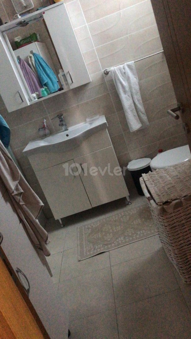 Flat For Sale in Zeytinlik, Kyrenia