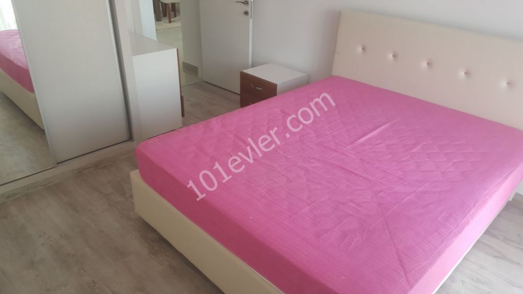 GİRNE KARAOĞLANOĞLUNDA HAVUZLU SİTEDE SATILIK 3+1 LUX DAİRE