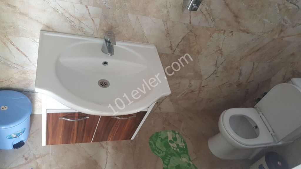 Flat For Sale in Karaoğlanoğlu, Kyrenia