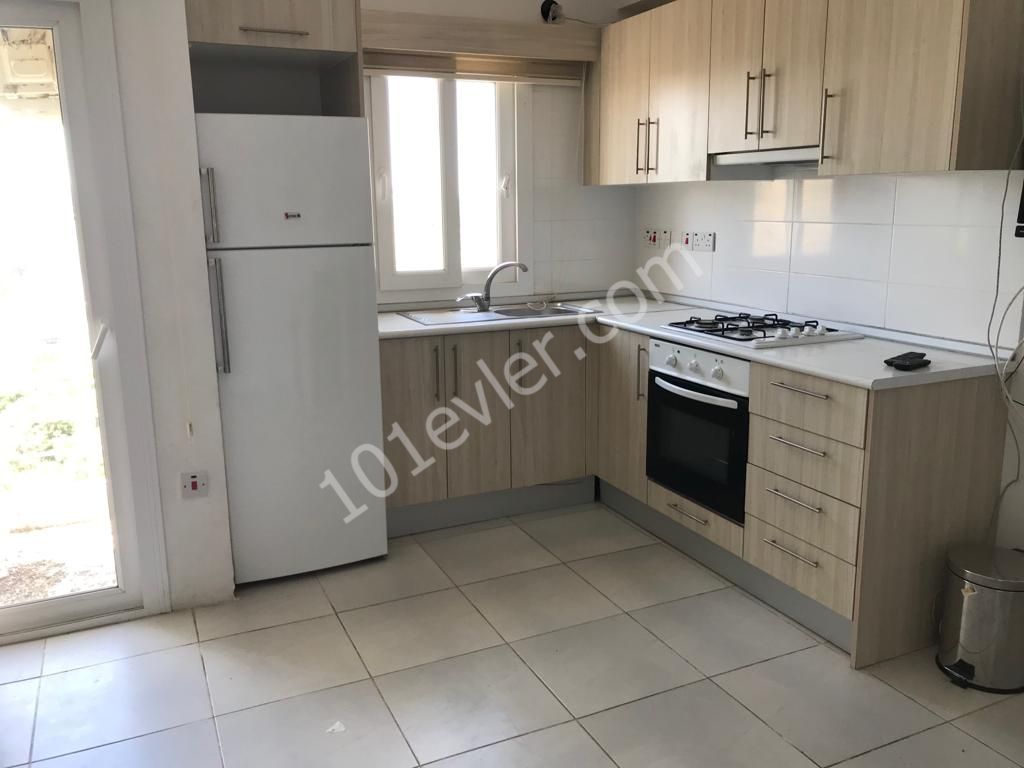 Flat To Rent in Mağusa Merkez, Famagusta