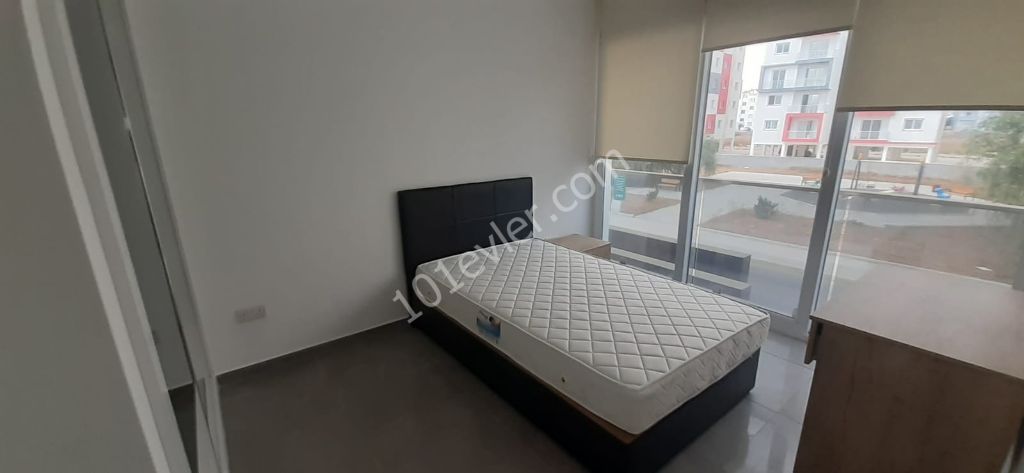 Mağusa Sakarya bölgesinde eşyalı 2+1 lüks daire