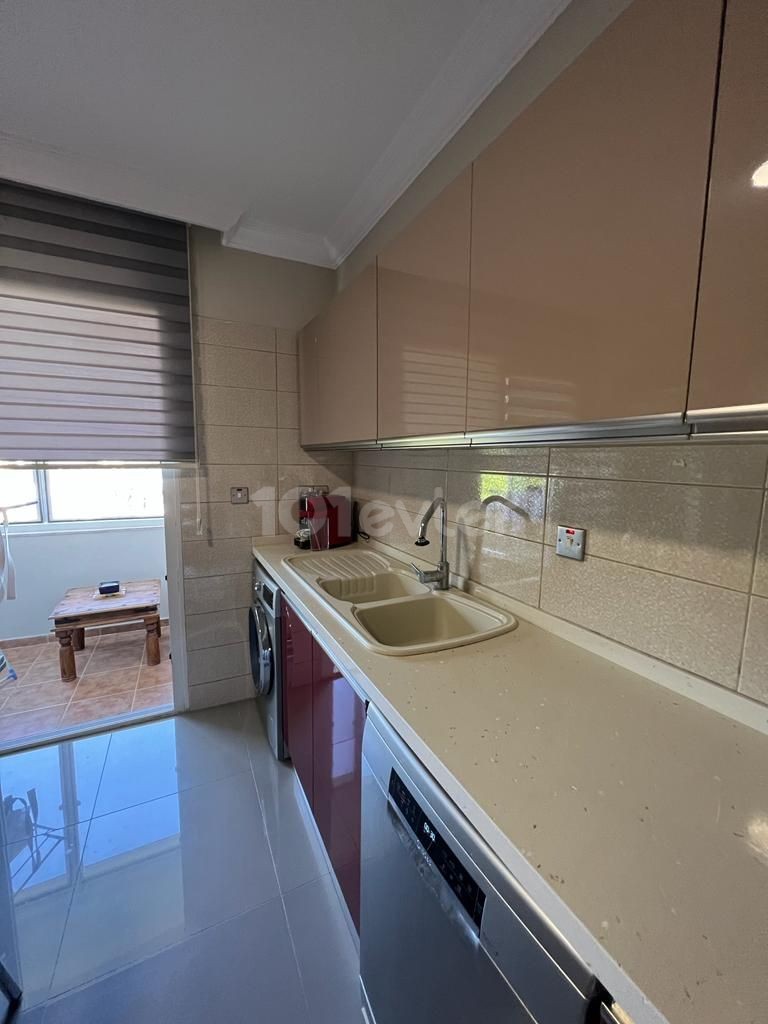 4+1 PENTHAUSE APARTMENT FOR RENT IN A COMPLEX WITH POOL IN THE CENTER OF GUINEA 