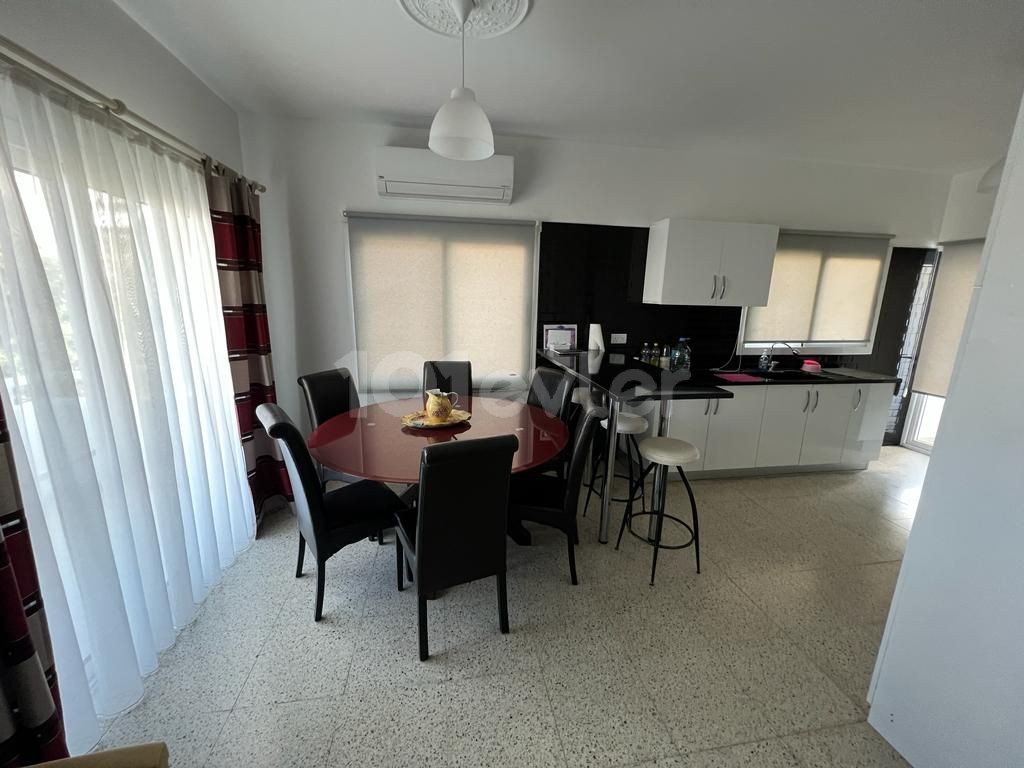 FULLY FURNISHED 3+1 APARTMENT FOR RENT IN THE CENTER OF GIRNE 