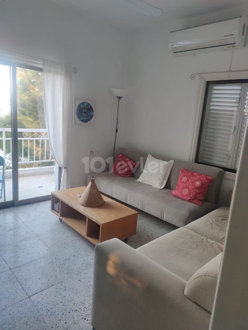 GİRNE CATALKOYDE BAY CENTER FOR SALE 6+1 DETACHED VILLA