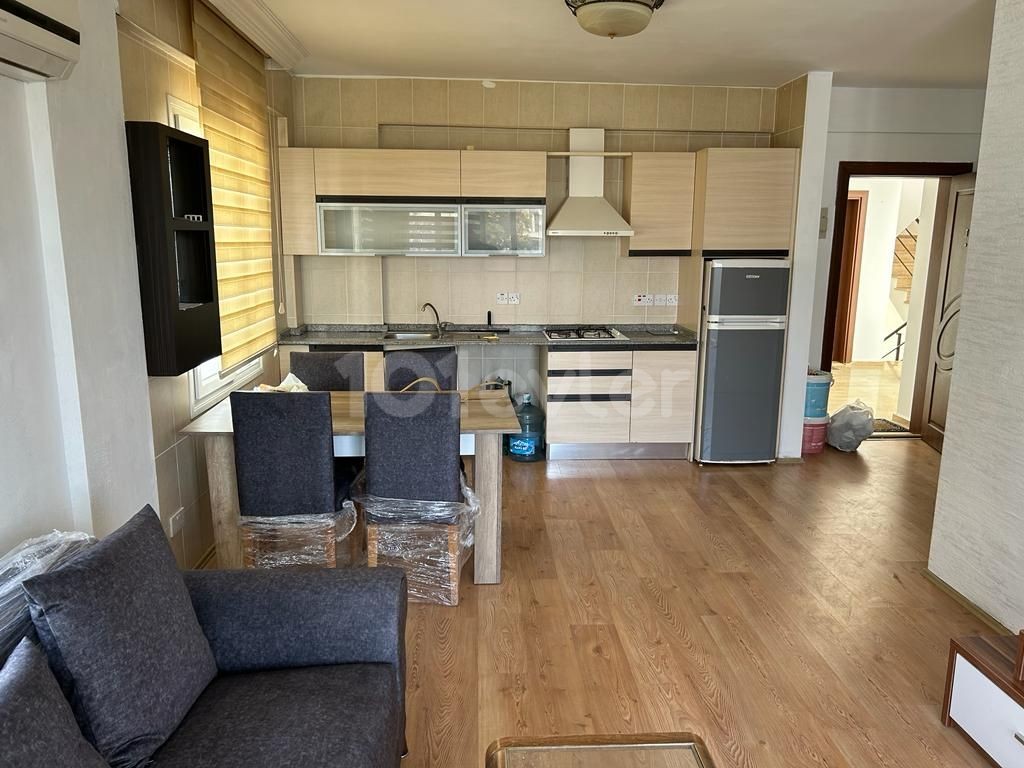 FULLY FURNISHED 1+1 FLAT FOR RENT IN A COMPLETE WITH POOL IN KYRENIA CENTER