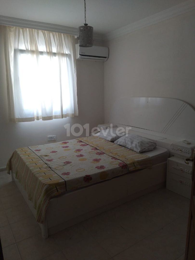 Fully furnished 3+1 flat for rent in a well-maintained complex with pool