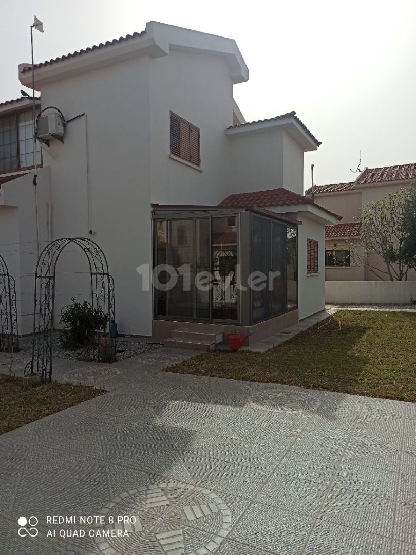 3 bed villa 