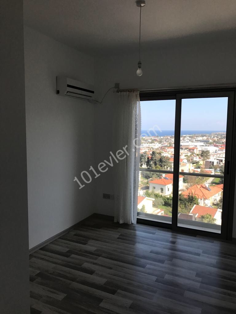 SAHİBİNDEN,Kiralık Girne Merkezde Muhteşem Manzaralı, 2+1, Yeni eşyalı, Sıfır Daire