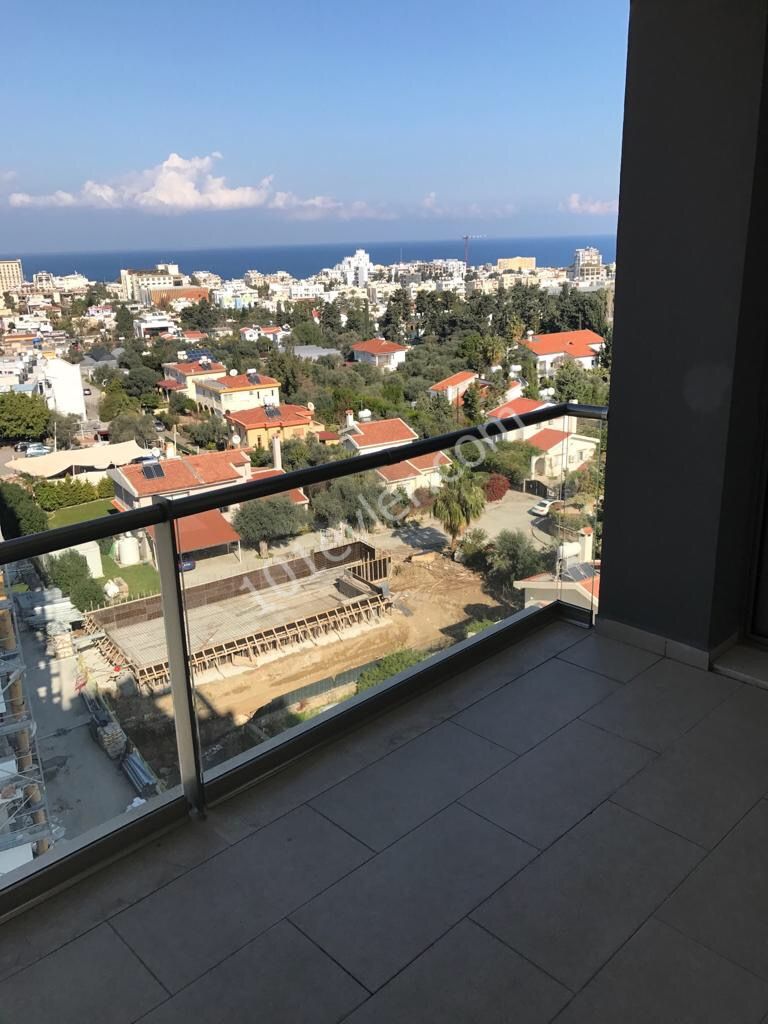 SAHİBİNDEN,Kiralık Girne Merkezde Muhteşem Manzaralı, 2+1, Yeni eşyalı, Sıfır Daire