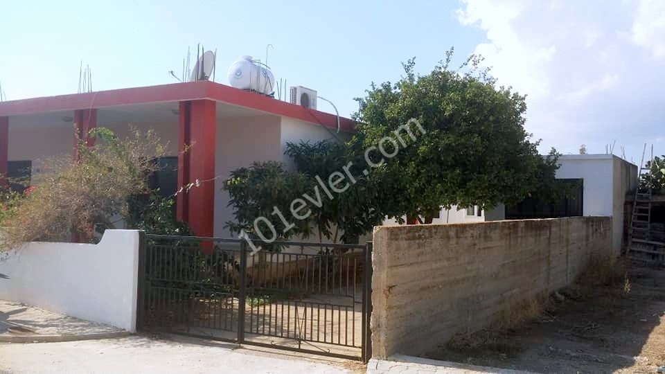 Detached House For Sale in Bahçeler, Iskele