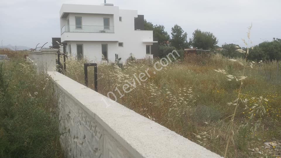 Residential Zoned Plot For Sale in Bahçeler, Iskele