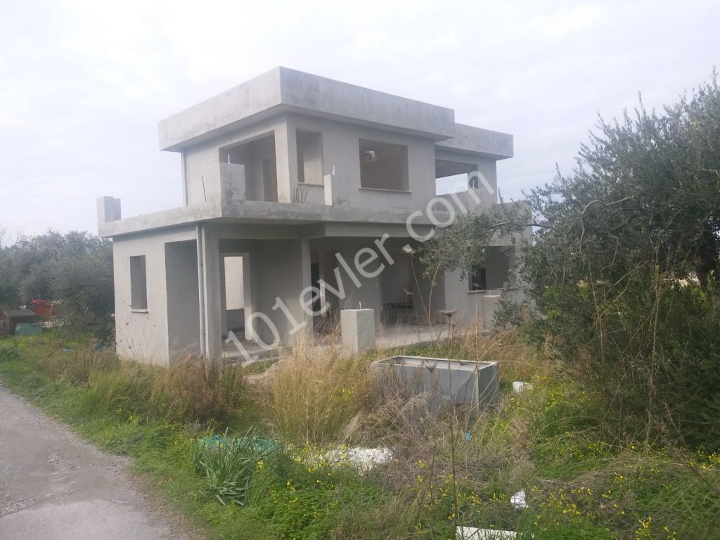 Residential Zoned Plot For Sale in Çatalköy, Kyrenia