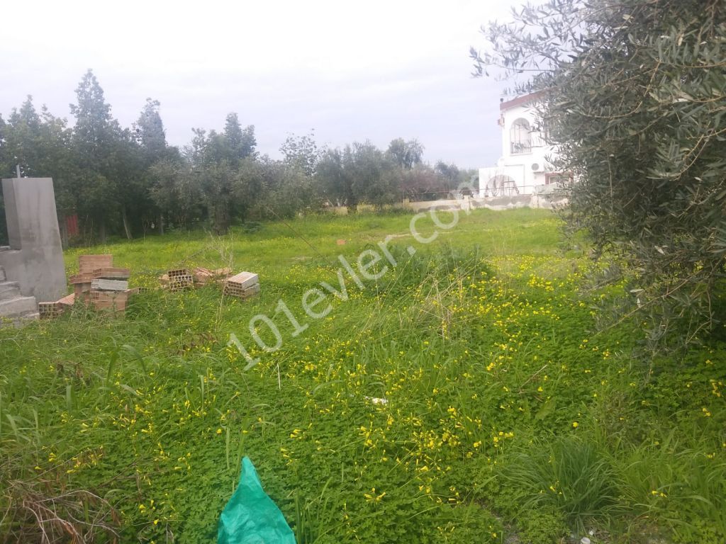 Residential Zoned Plot For Sale in Çatalköy, Kyrenia