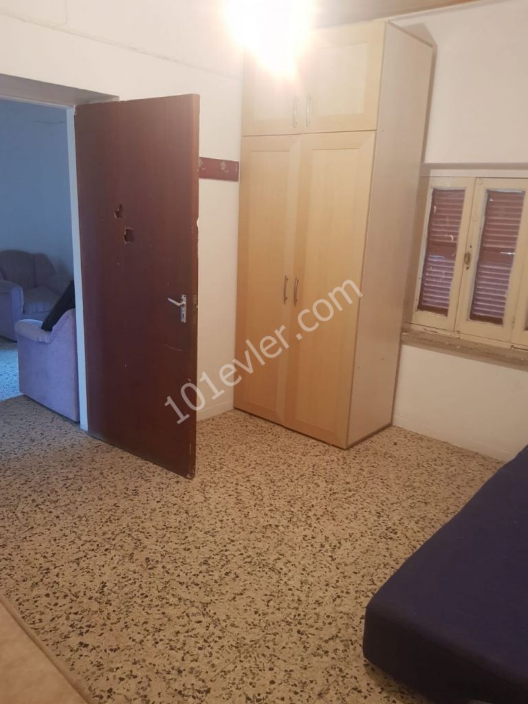 Detached House For Sale in Güzelyurt Merkez, Guzelyurt