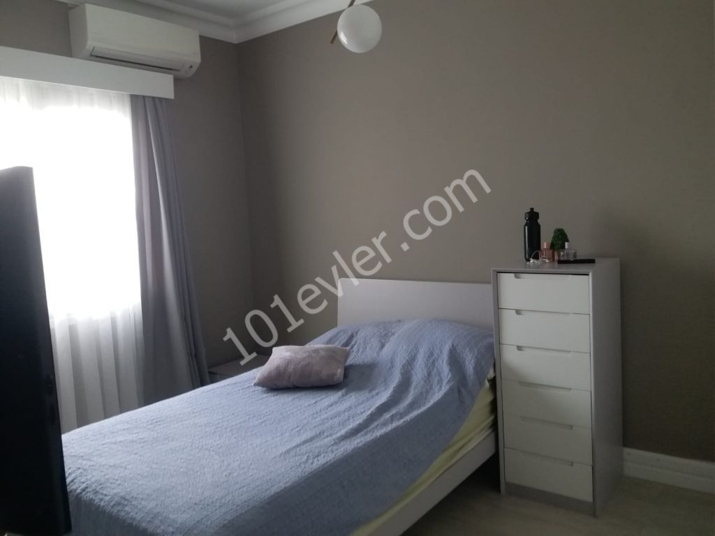 Flat For Sale in Girne Merkez, Kyrenia