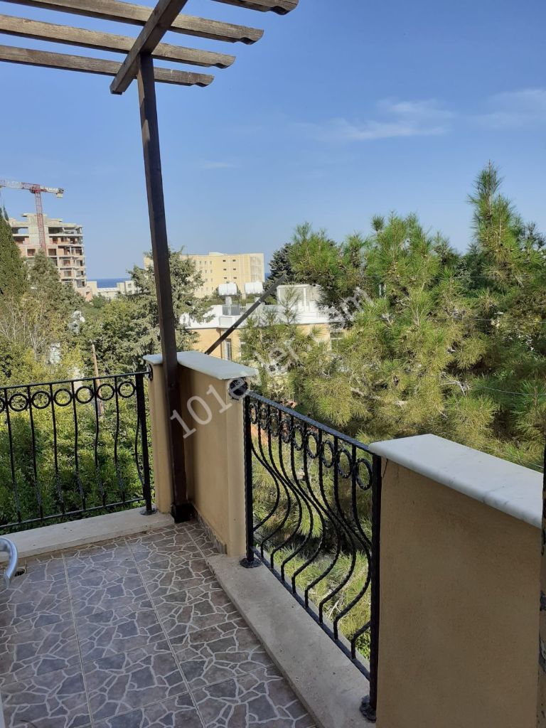 Flat For Sale in Girne Merkez, Kyrenia