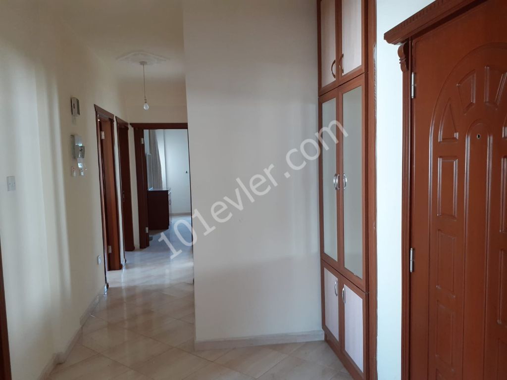 Flat For Sale in Girne Merkez, Kyrenia