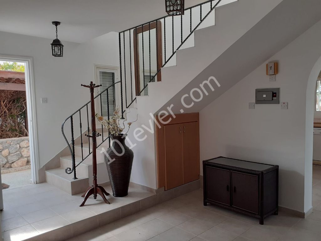 Villa For Sale in Girne Merkez, Kyrenia