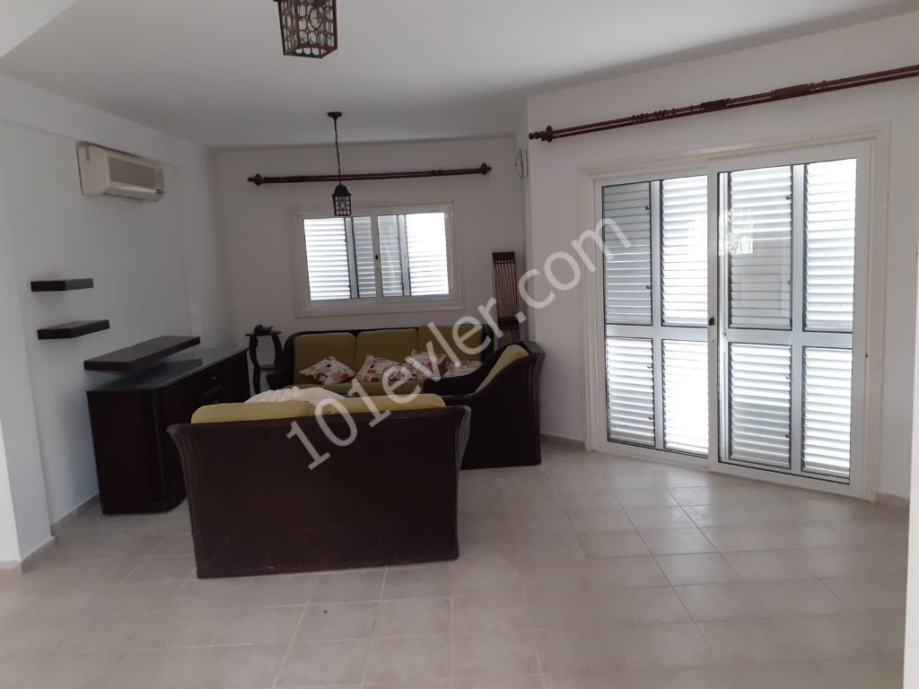 Villa For Sale in Girne Merkez, Kyrenia