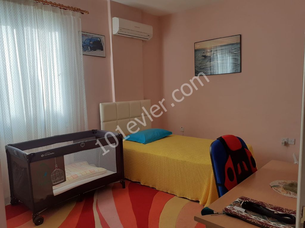 It is centrally located in Kyrenia central, very close to the main street and all shopping malls - 4+1 / 260 penthouse for sale with an area of m2 ** 