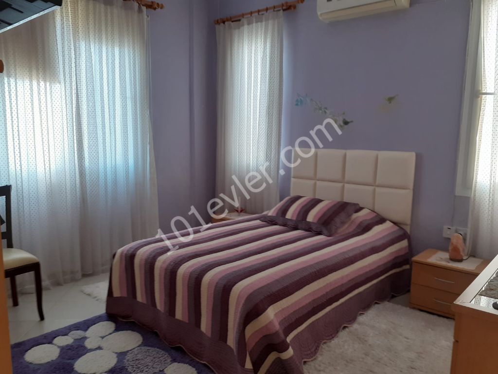 It is centrally located in Kyrenia central, very close to the main street and all shopping malls - 4+1 / 260 penthouse for sale with an area of m2 ** 