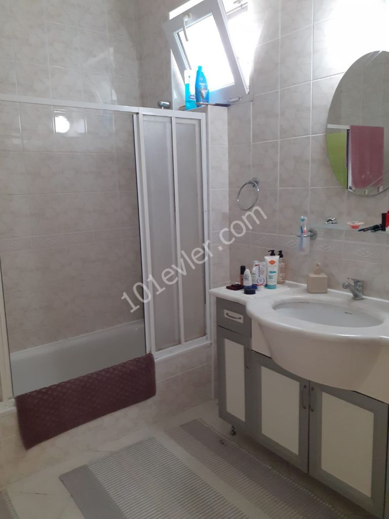 It is centrally located in Kyrenia central, very close to the main street and all shopping malls - 4+1 / 260 penthouse for sale with an area of m2 ** 