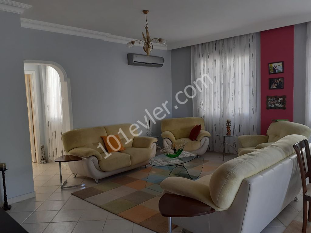It is centrally located in Kyrenia central, very close to the main street and all shopping malls - 4+1 / 260 penthouse for sale with an area of m2 ** 