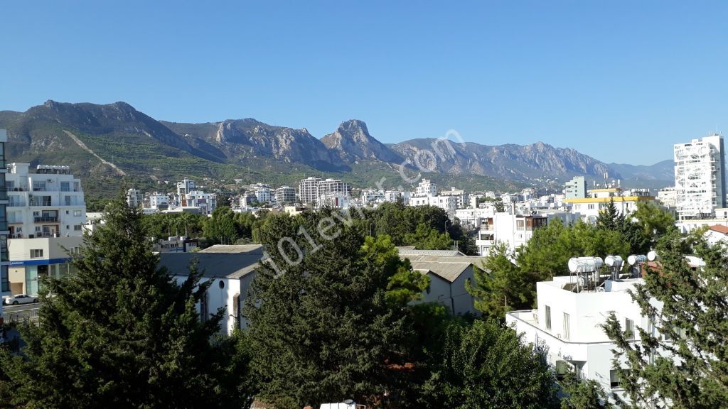 Flat For Sale in Girne Merkez, Kyrenia