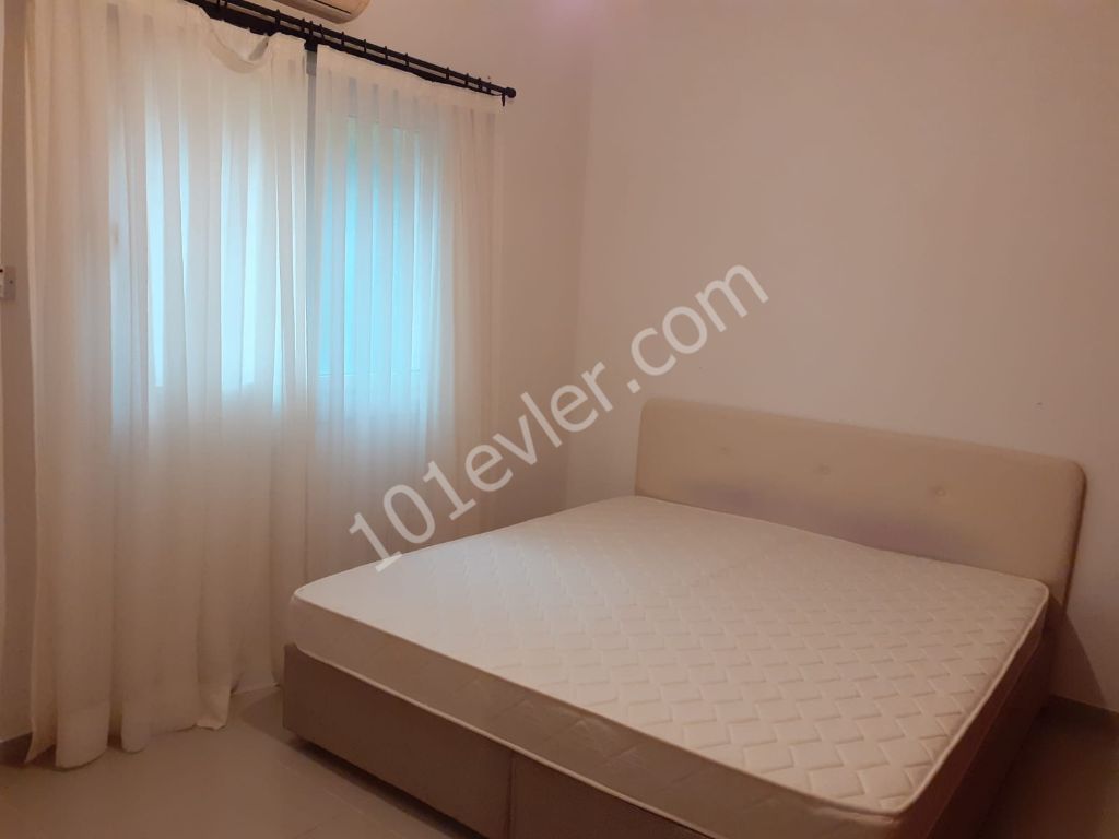 2 + 1 apartments for sale with all their belongings on a well-maintained site with a pool in Edremit.. ** 