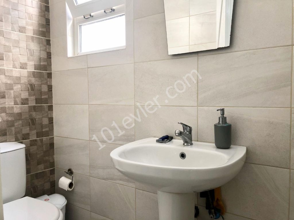 Flat For Sale in Girne Merkez, Kyrenia