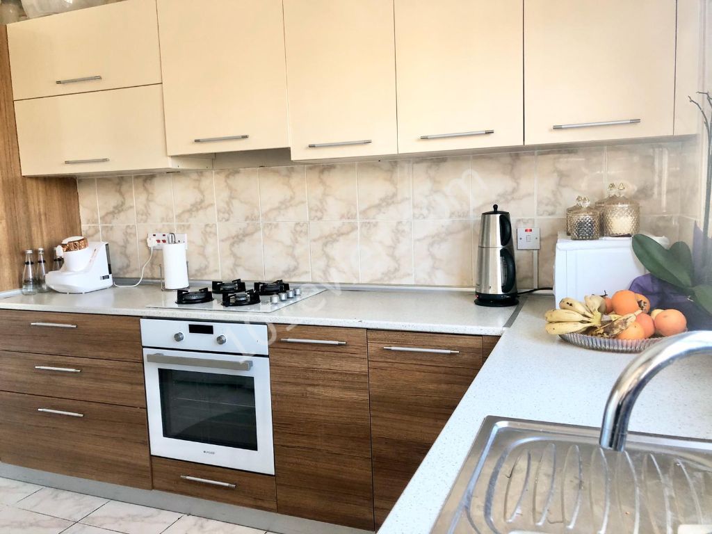 Flat For Sale in Girne Merkez, Kyrenia