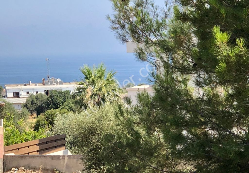 Residential Zoned Plot For Sale in Çatalköy, Kyrenia