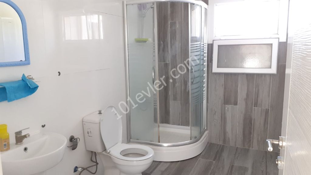 Flat To Rent in Karaoğlanoğlu, Kyrenia