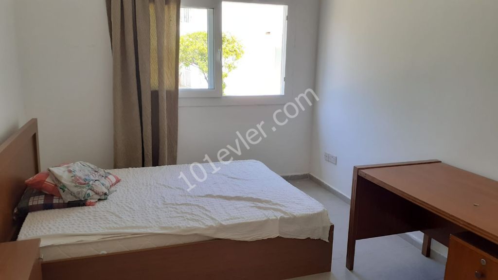 Flat To Rent in Karaoğlanoğlu, Kyrenia