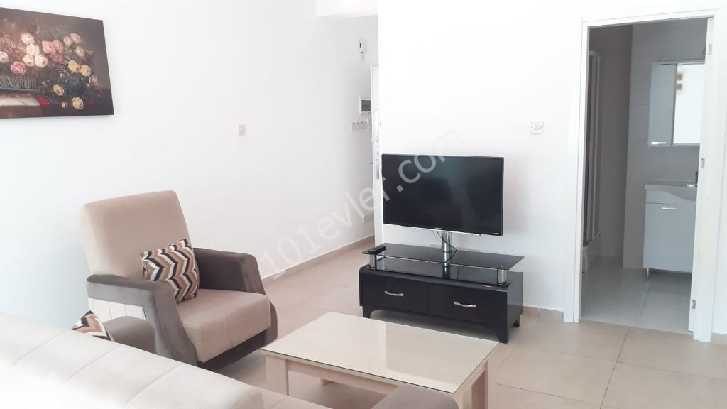 Flat To Rent in Karaoğlanoğlu, Kyrenia