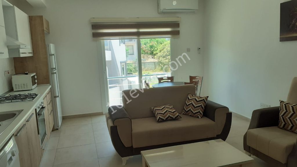 Flat To Rent in Karaoğlanoğlu, Kyrenia