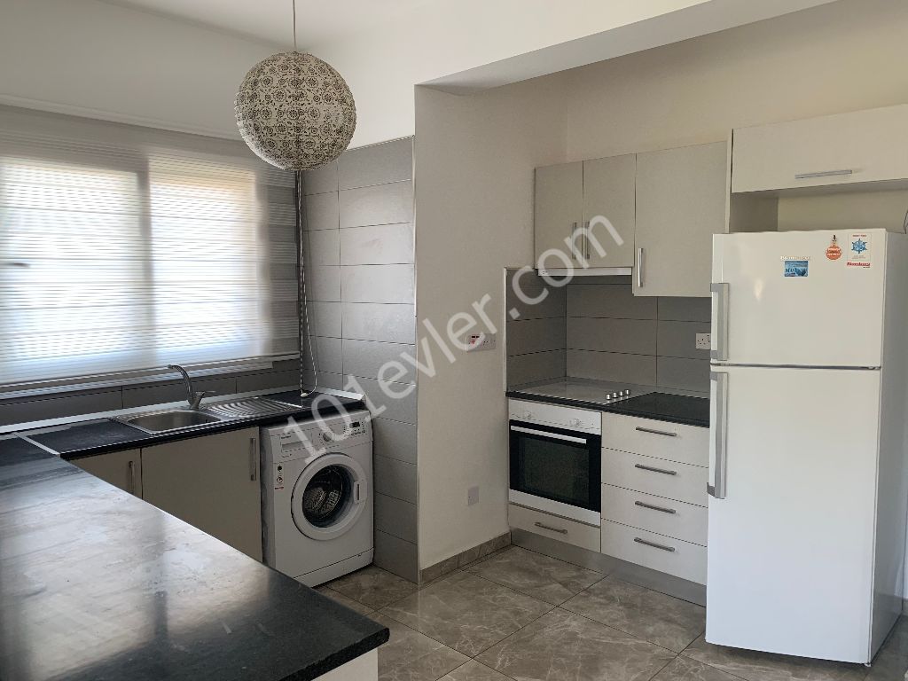 LEFKOŞA YENİKENT'DE KİRALIK FULL EŞYALI 2+1 DAİRE  2000 TL  