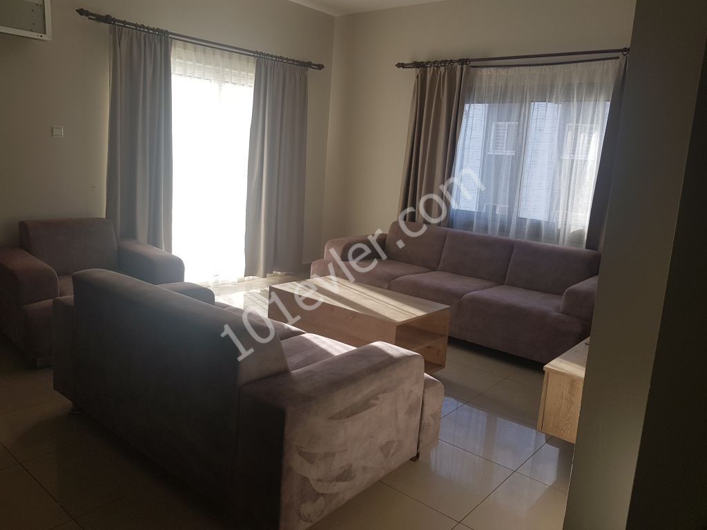 Mağusa DAÜ karşısı kiralık lüks 3+1 daire