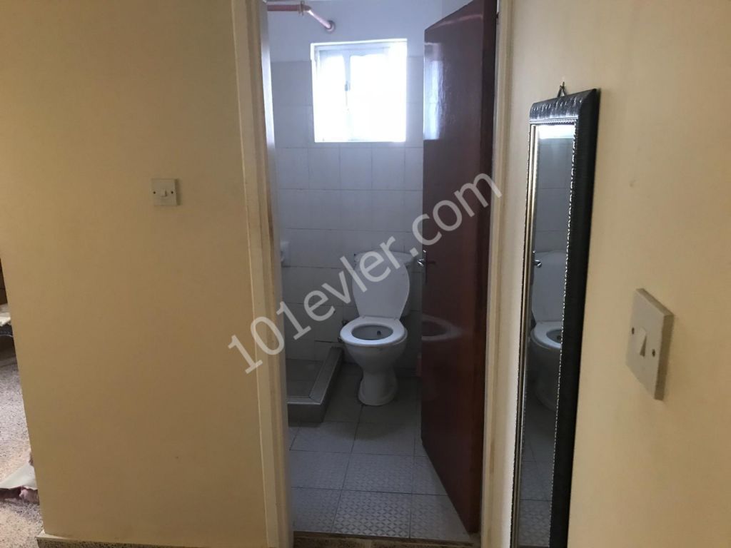 Mağusa merkezde kiralık 1+1 eşyalı daire