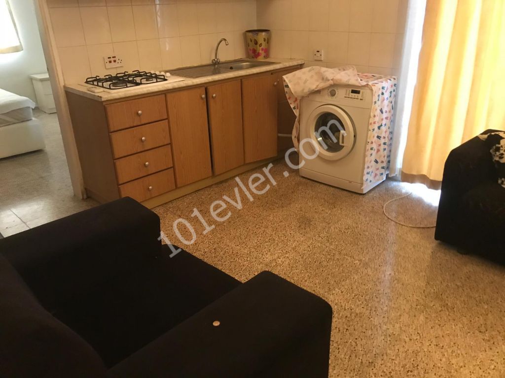 Mağusa merkezde kiralık 1+1 eşyalı daire