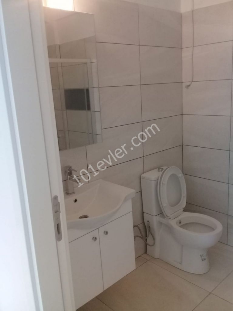 Mağusa merkezde kiralık sıfır 3+1 penthause 